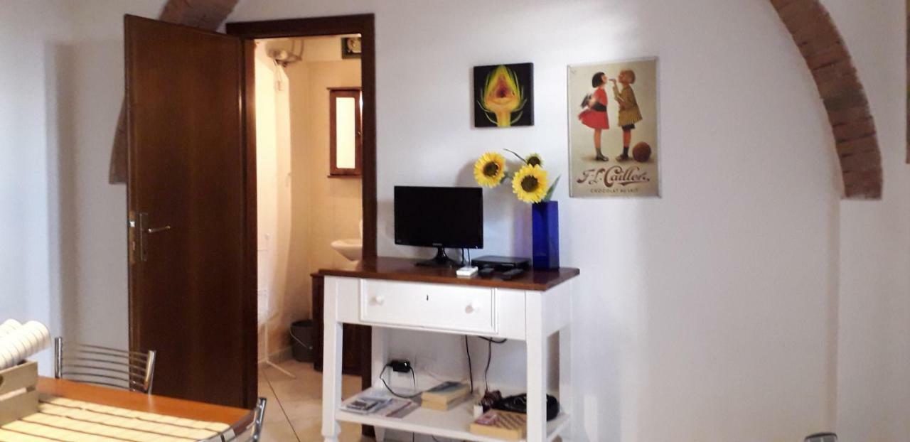 Villa Happy Flat à Riparbella Extérieur photo